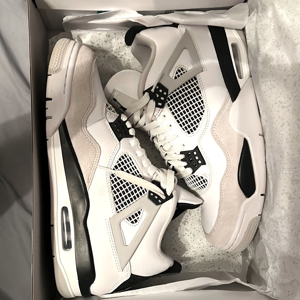 Jordan 4 retro military black